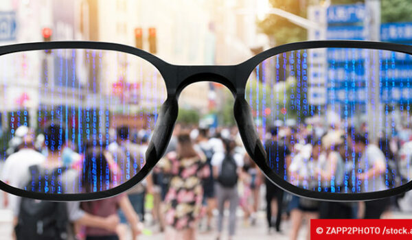 Smarte Brille mit Durchblick auf die Stadt